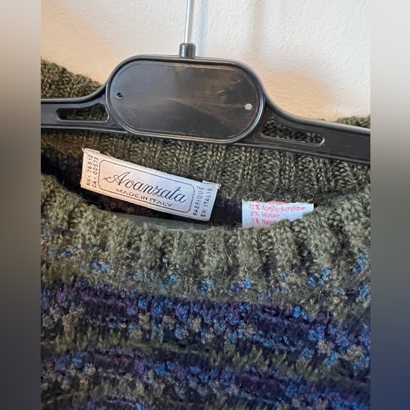 Vintage 90s Wool Sweater - Picture 3 of 3